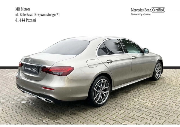 Mercedes-Benz Klasa E cena 207900 przebieg: 58500, rok produkcji 2020 z Darłowo małe 407